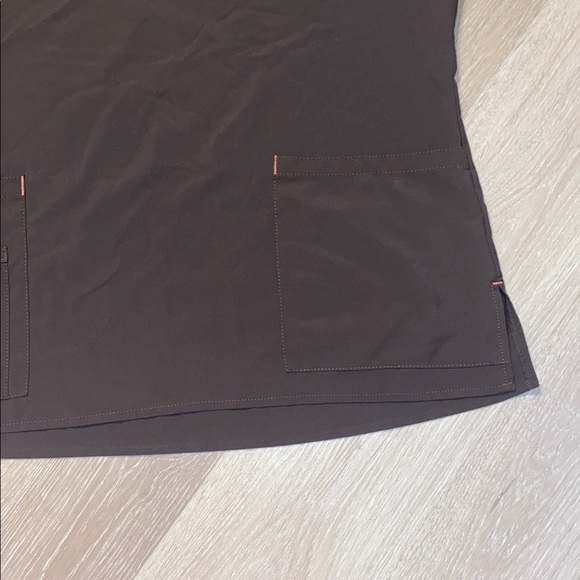 Carhartt Force Cross-Flex V-neck Scrub Top - Picture 6 of 6